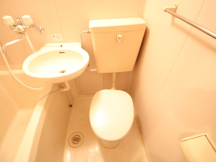 物件内観写真12　(トイレ)