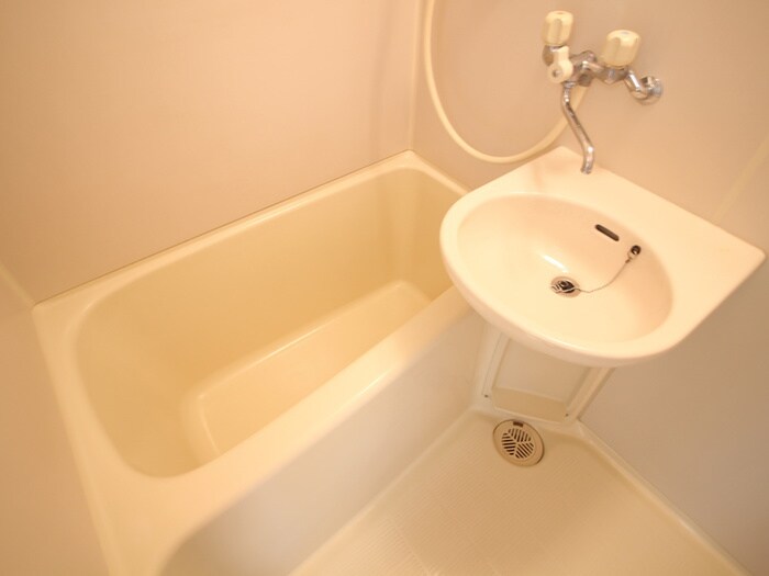 物件内観写真8　(バス／シャワールーム等)