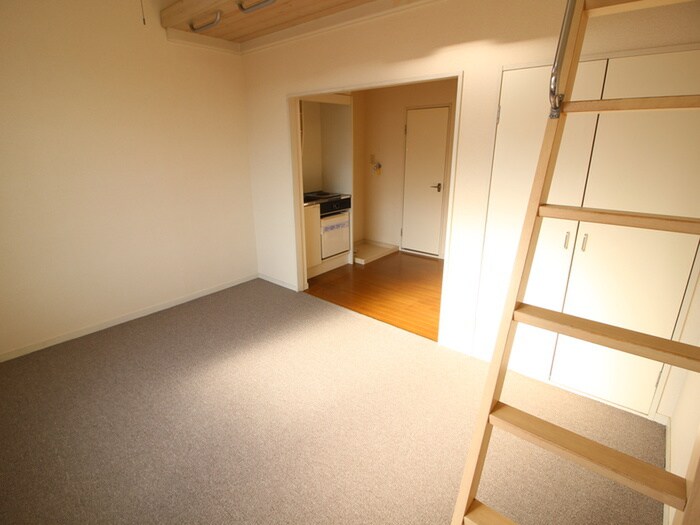 物件内観写真12　(居室)