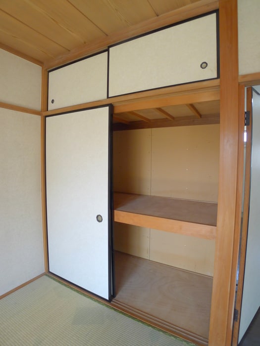 ロックシャインハイツの収納