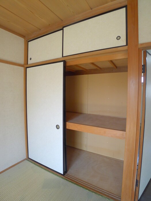 ロックシャインハイツの収納