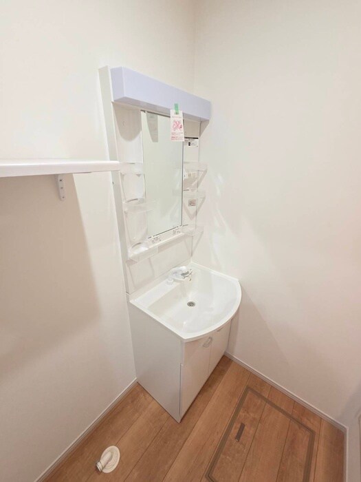 物件内観写真11　(洗面)