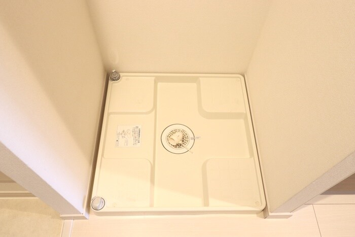 物件内観写真20　(洗濯機置場)