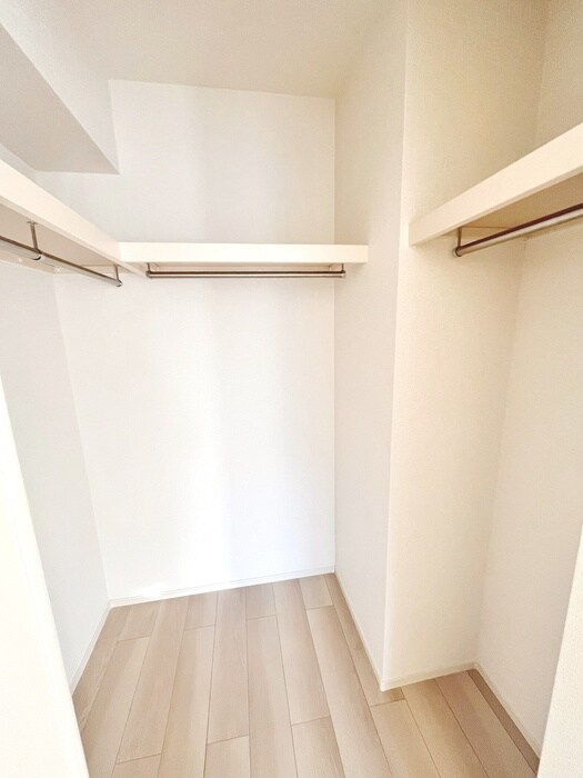 物件内観写真15　(収納)