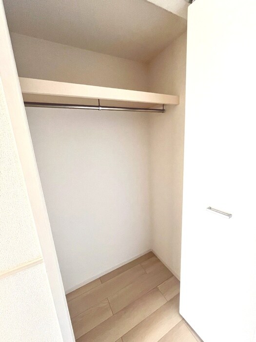 物件内観写真21　(収納)