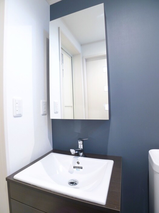 物件内観写真11　(洗面)