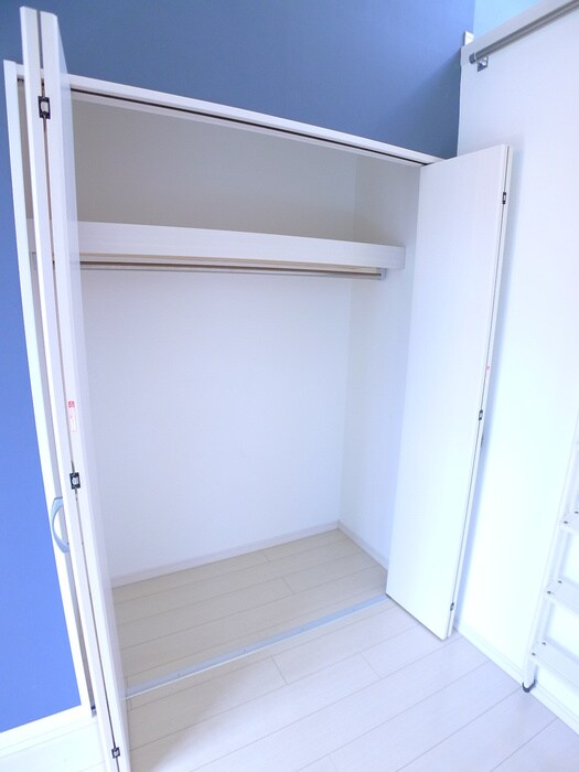 物件内観写真12　(収納)