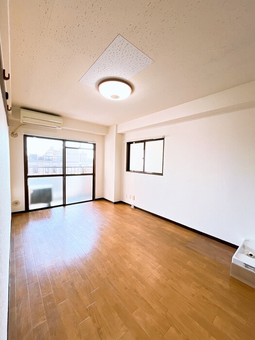 物件内観写真8　(居室)