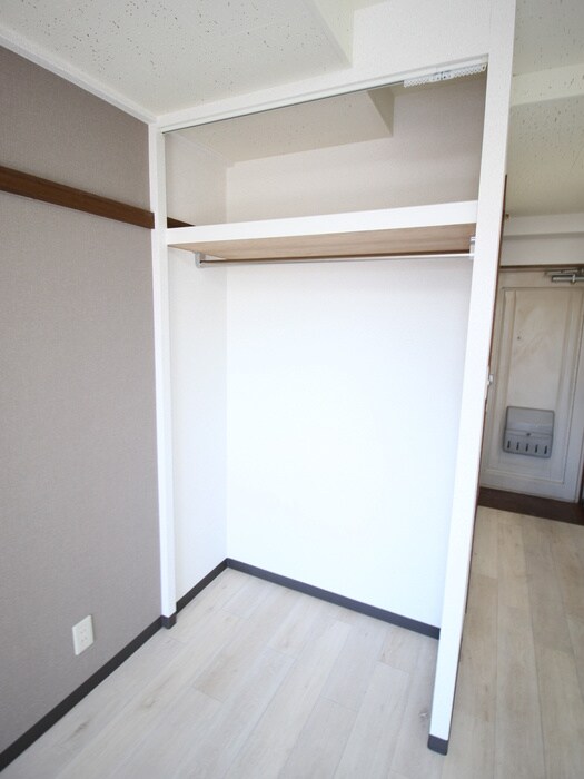 物件内観写真13　(収納)