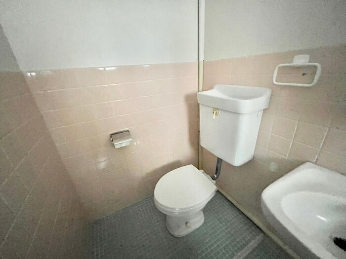 物件内観写真14　(トイレ)