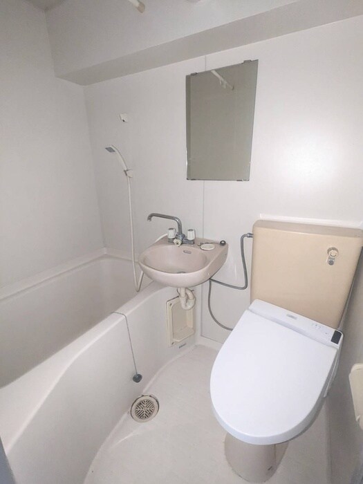 物件内観写真12　(バス／シャワールーム等)