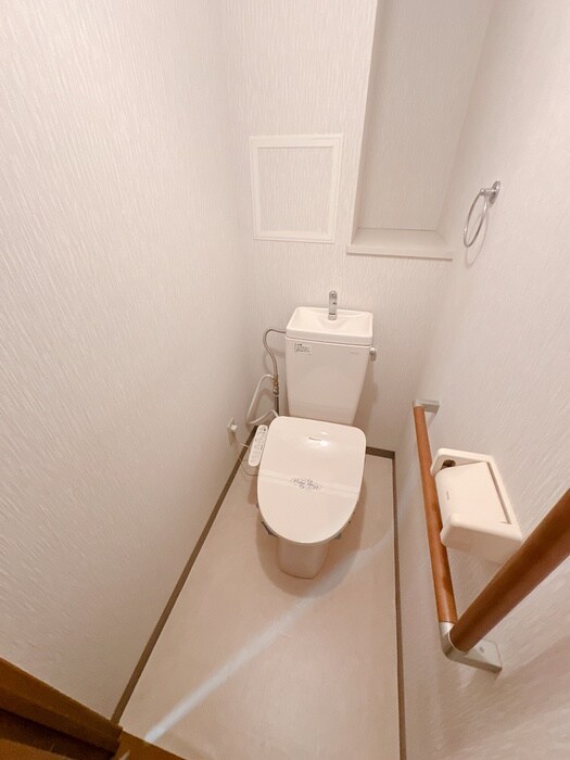 物件内観写真12　(トイレ)