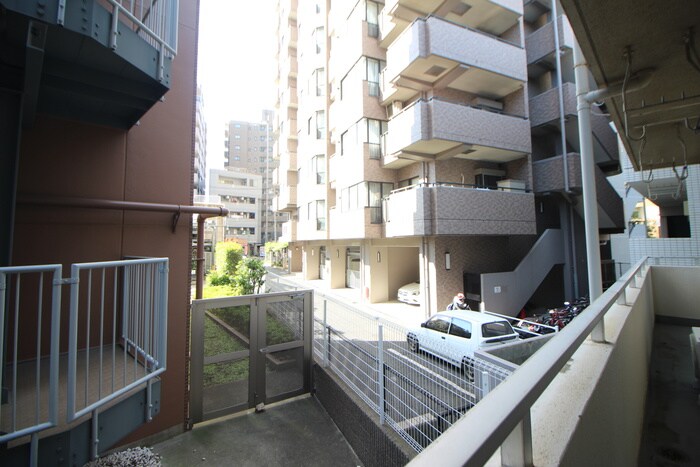 物件内観写真15　(室内からの展望)