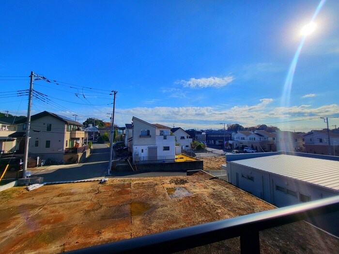 物件内観写真22　(室内からの展望)