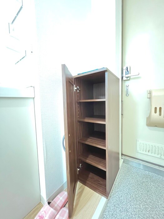 物件内観写真14　(靴箱)
