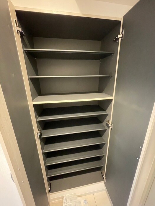 物件内観写真15　(靴箱)