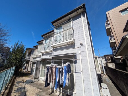 アデューサ外観写真