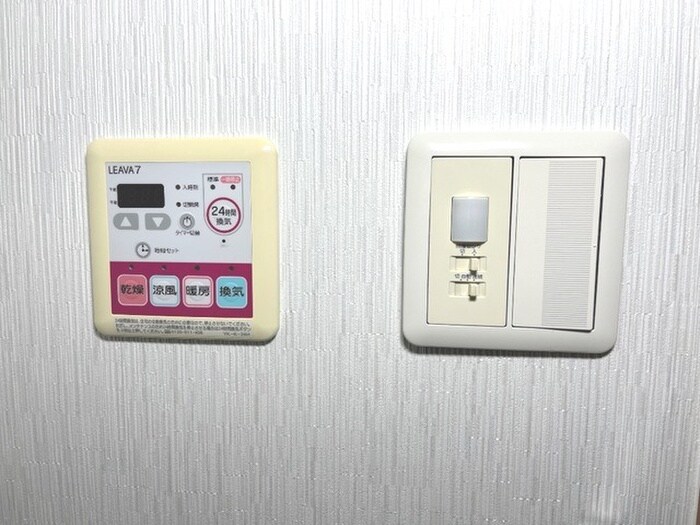 物件内観写真17　(内観写真)