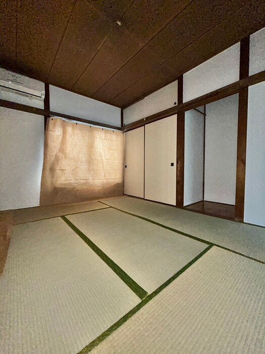 物件内観写真9　(居室)