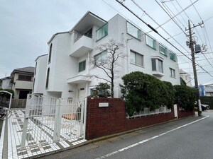 グリ－ンマンション外観写真