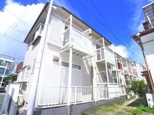 ハイツヨシノ外観写真