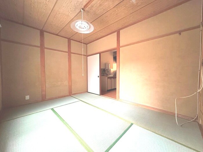 物件内観写真10　(居室)