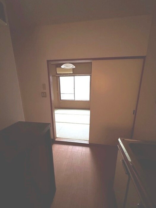 物件内観写真15　(廊下)