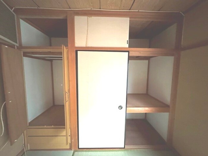 物件内観写真18　(収納)