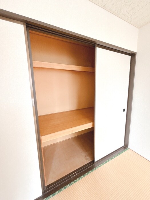物件内観写真10　(収納)