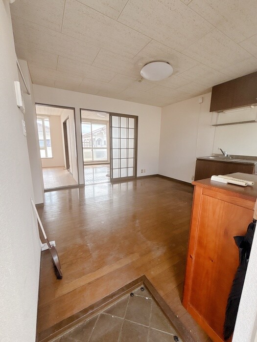 物件内観写真20　(廊下)