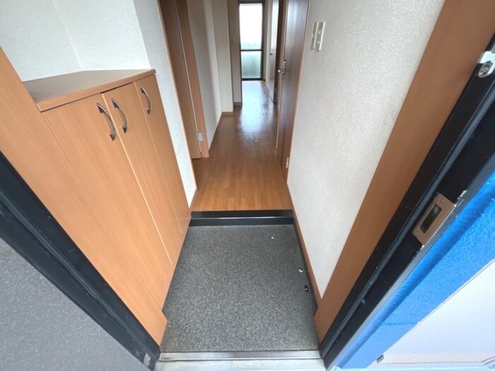 物件内観写真15　(玄関)