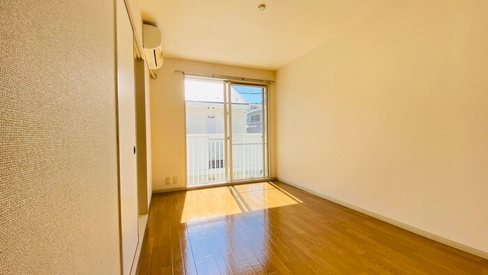 物件内観写真18　(居室)