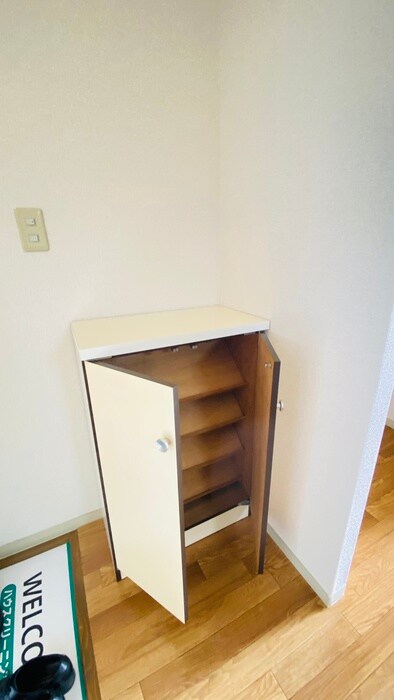 物件内観写真22　(靴箱)