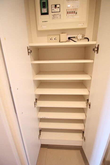 物件内観写真16　(靴箱)