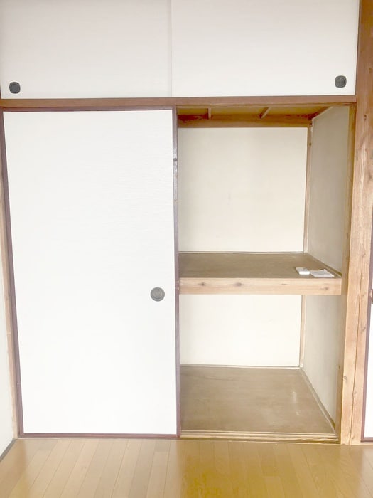 物件内観写真12　(収納)