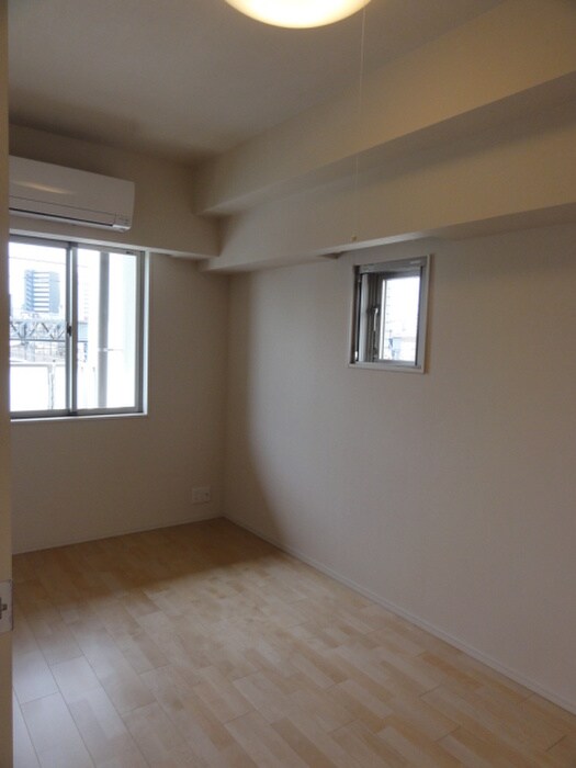 物件内観写真11　(居室)