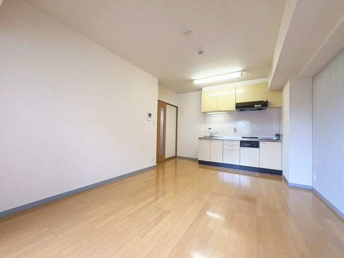 物件内観写真5　(居室)