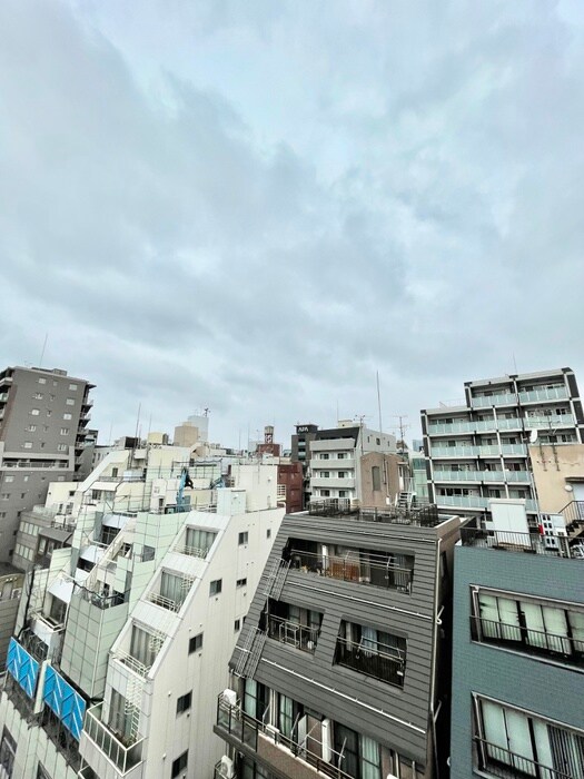 物件内観写真16　(室内からの展望)