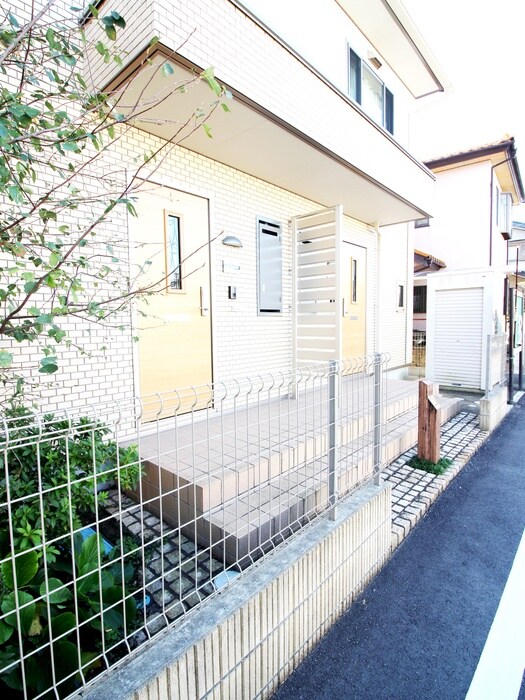 物件外観写真5　(外観写真)