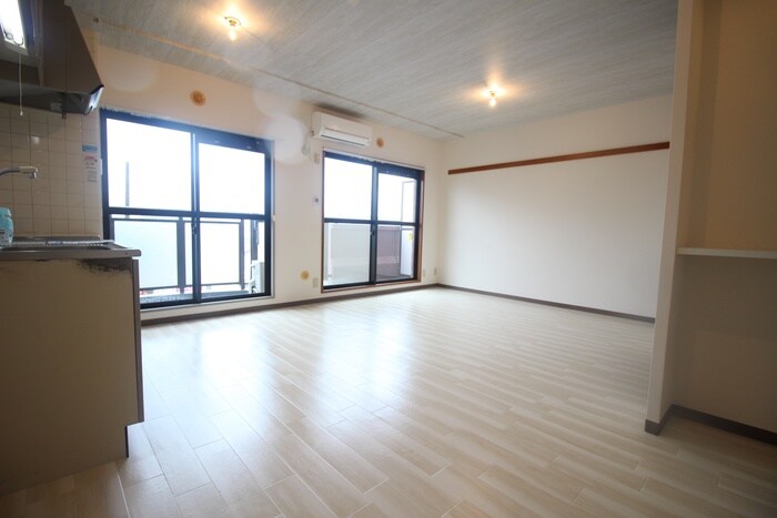 物件内観写真9　(居室)