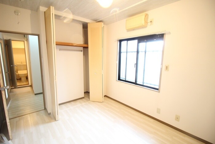 物件内観写真13　(収納)