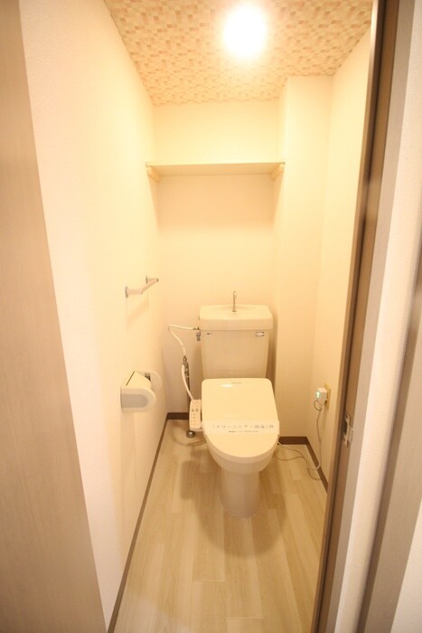 物件内観写真16　(トイレ)