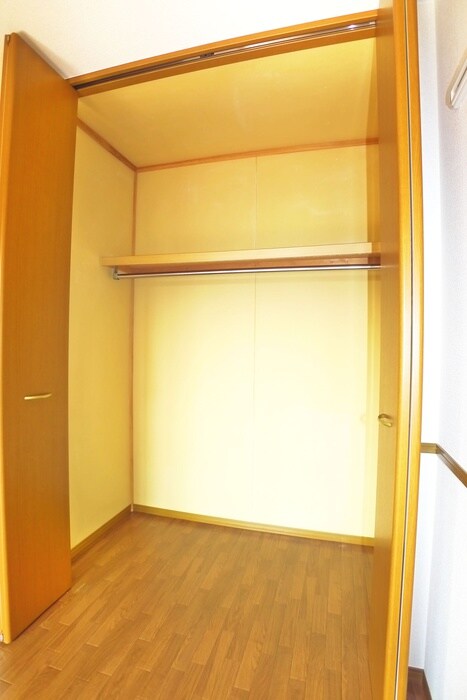 物件内観写真10　(収納)