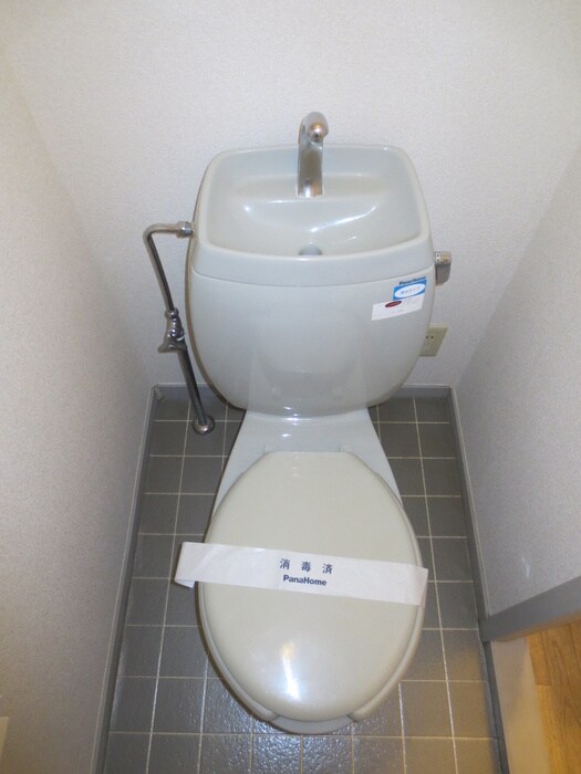 物件内観写真10　(トイレ)