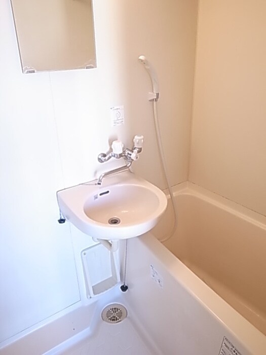 物件内観写真12　(バス／シャワールーム等)