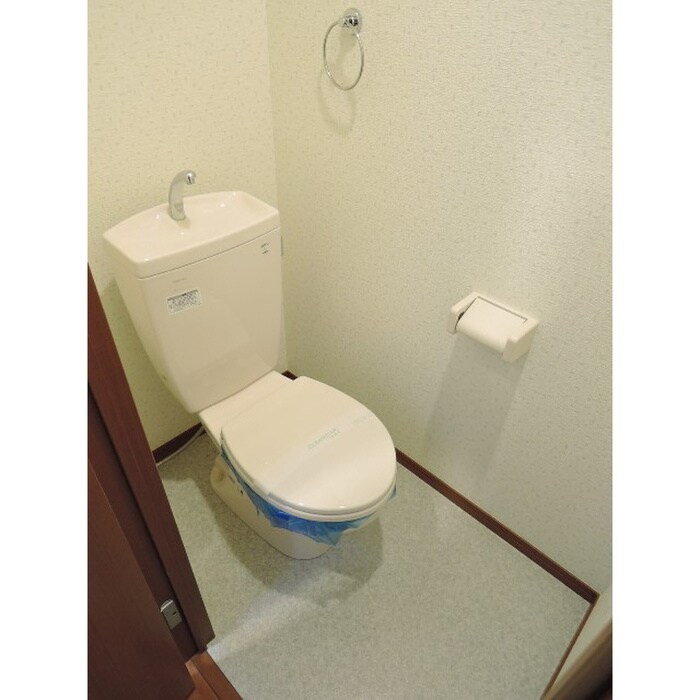 物件内観写真14　(トイレ)