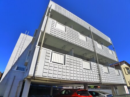 メゾン高栄Ｆ外観写真