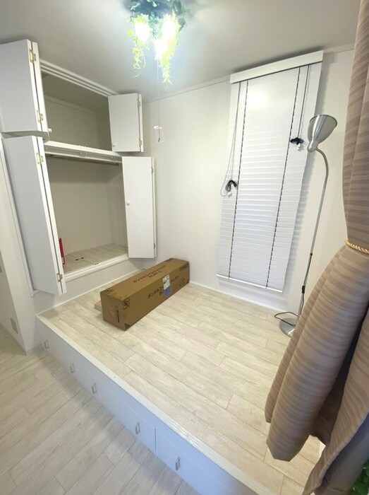 物件内観写真9　(居室)