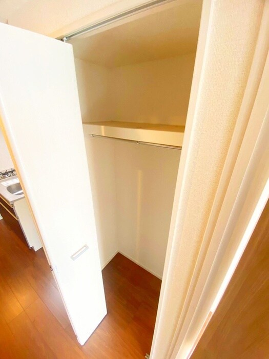 物件内観写真18　(収納)