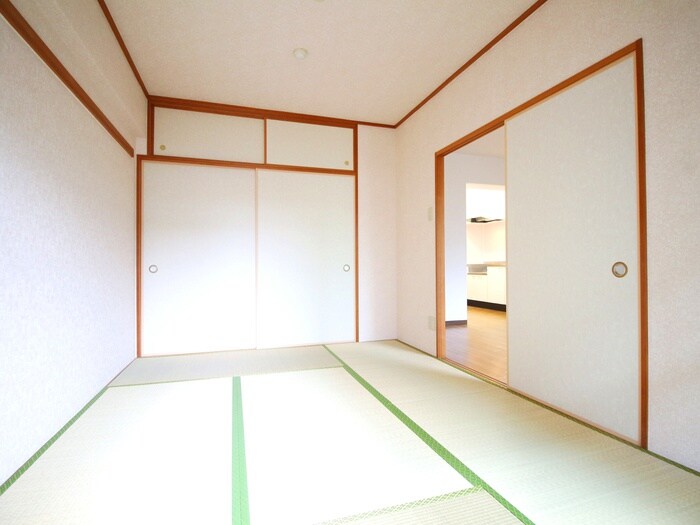 物件内観写真9　(居室)